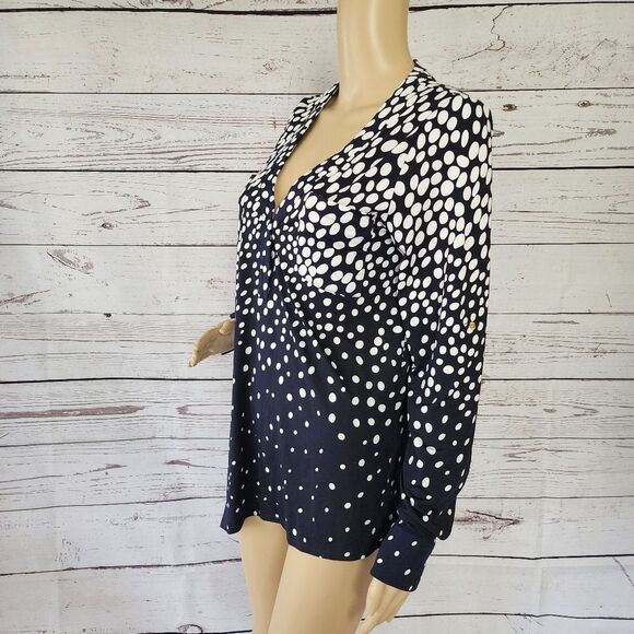 BCBGMAXAZRIA Long Sleeve Asymmetrical Blouse Medium - Picture 2 of 8